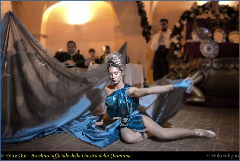 File:GareConvivi04.jpg