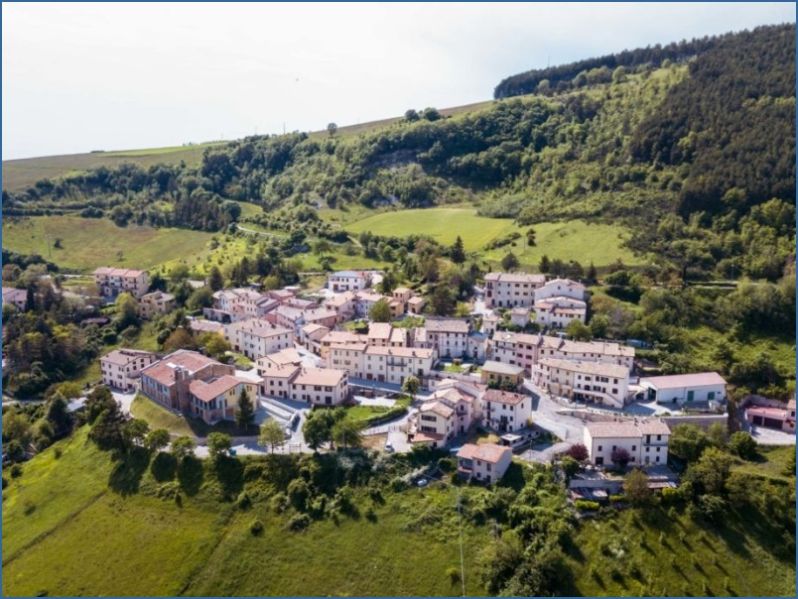 File:FrazAnnifo.jpg
