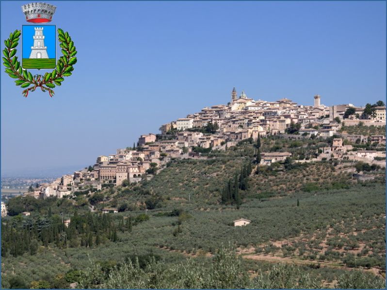 File:ComuneTrevi.jpg