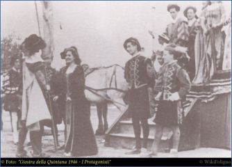 Madonna Marisa Rossi consegna il Palio al vincitore