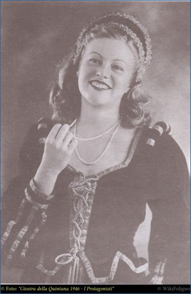 File:1946-11-AdrianaBastianelli.jpg