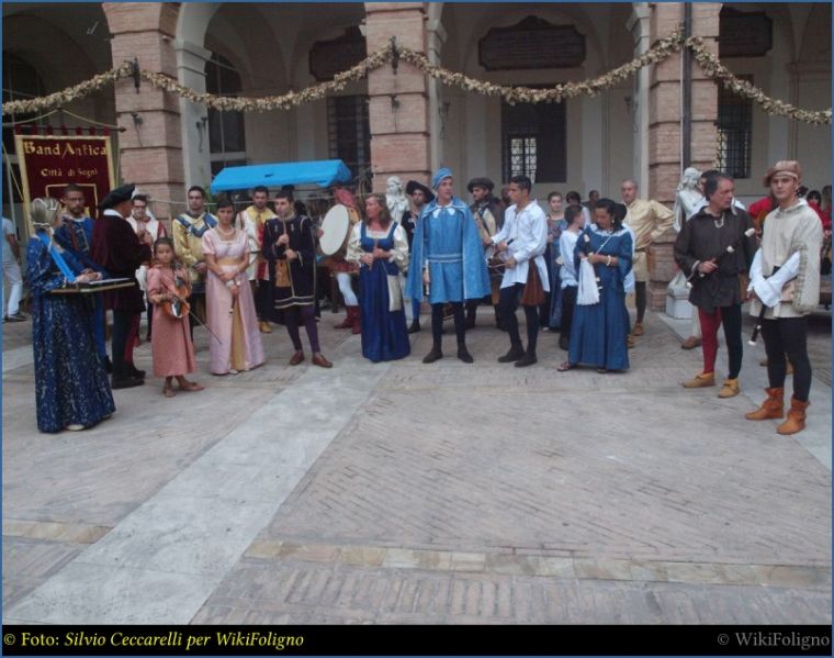 File:Soprastanti05.jpg