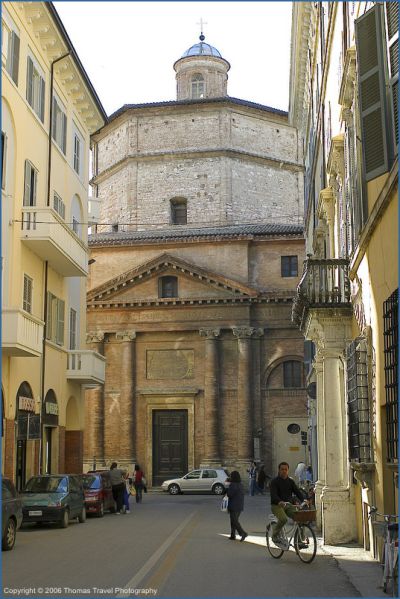 File:L13-SMariaSuffragio.jpg